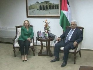 Clinton meets Abbas to discuss Gaza ceasefire