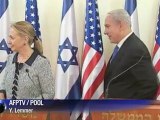Clinton meets Netanyahu over Gaza conflict