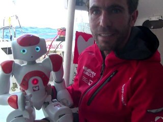 Tanguy présente son nouveau compagnon de mer