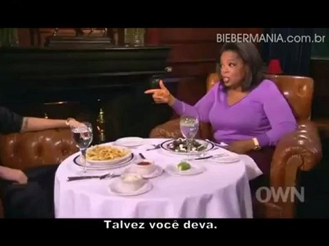 Justin Bieber diz que se sente só, fala de casamento e do corte de cabelo em prévia do Oprah's Next Chapter