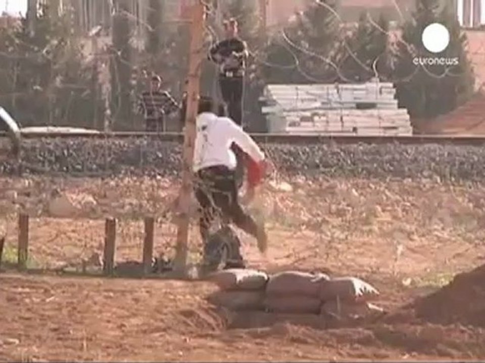 Turkey asks NATO for missiles on Syrian border