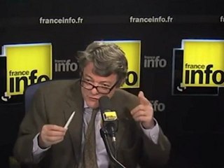 Borloo et "la difficulté d'aller la nuit sur Internet"