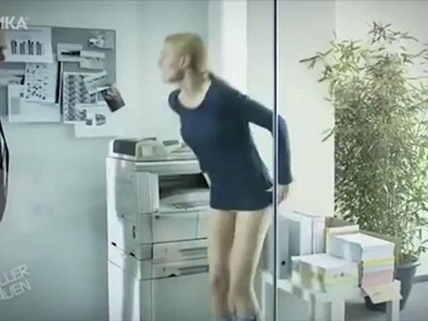 МОТИКА: Како да се справите со сексуалното злоставување на работа?