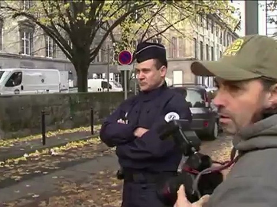 Arrivée de Nicolas Sarkozy au Palais de justice de Bordeaux