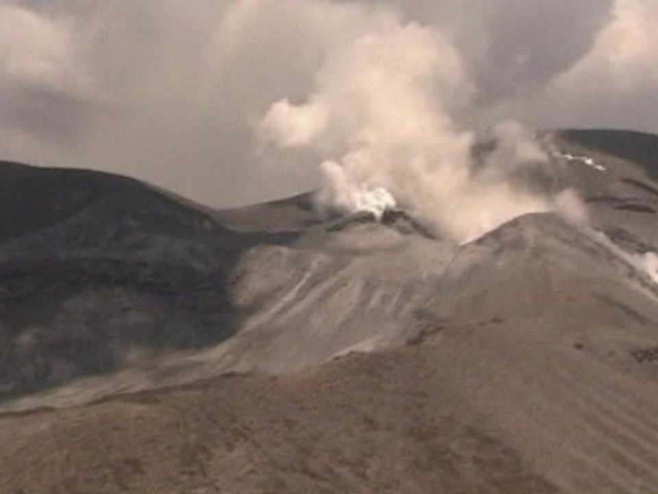 Scientists watching Mt. Tongariro
