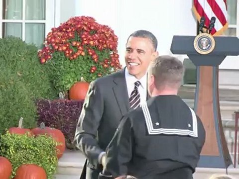 Obama indulta a dos pavos