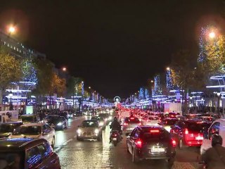 Champs-Elysées em clima de natal