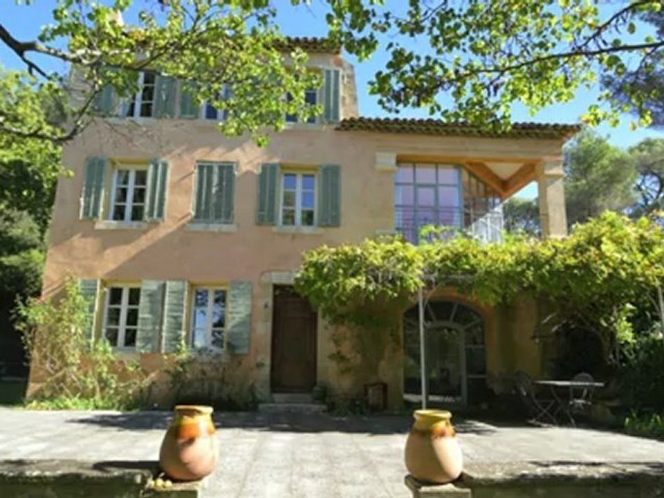 Bastide à vendre Aix en provence - 10 pièces de 300m2 avec piscine et parc