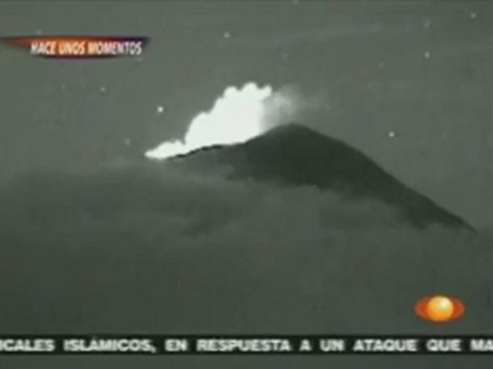 2 ovnis au-dessus du volcan Popocatépetl