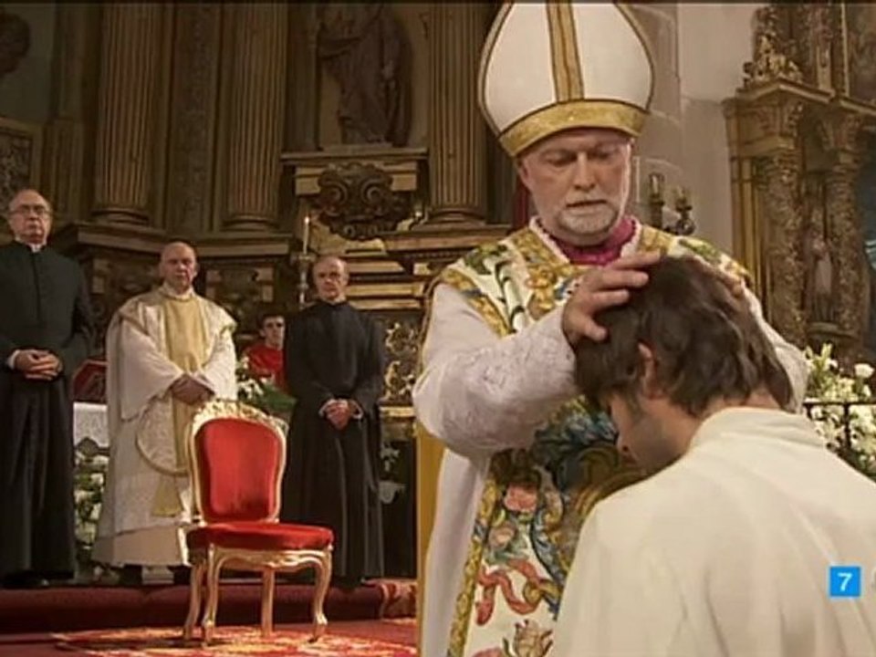 MARTIN MIRA A TRISTAN ANTES PARA ODENARSE ESDPV 22-11-2012