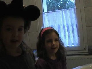 121115 FILM bouba a la salle de bain