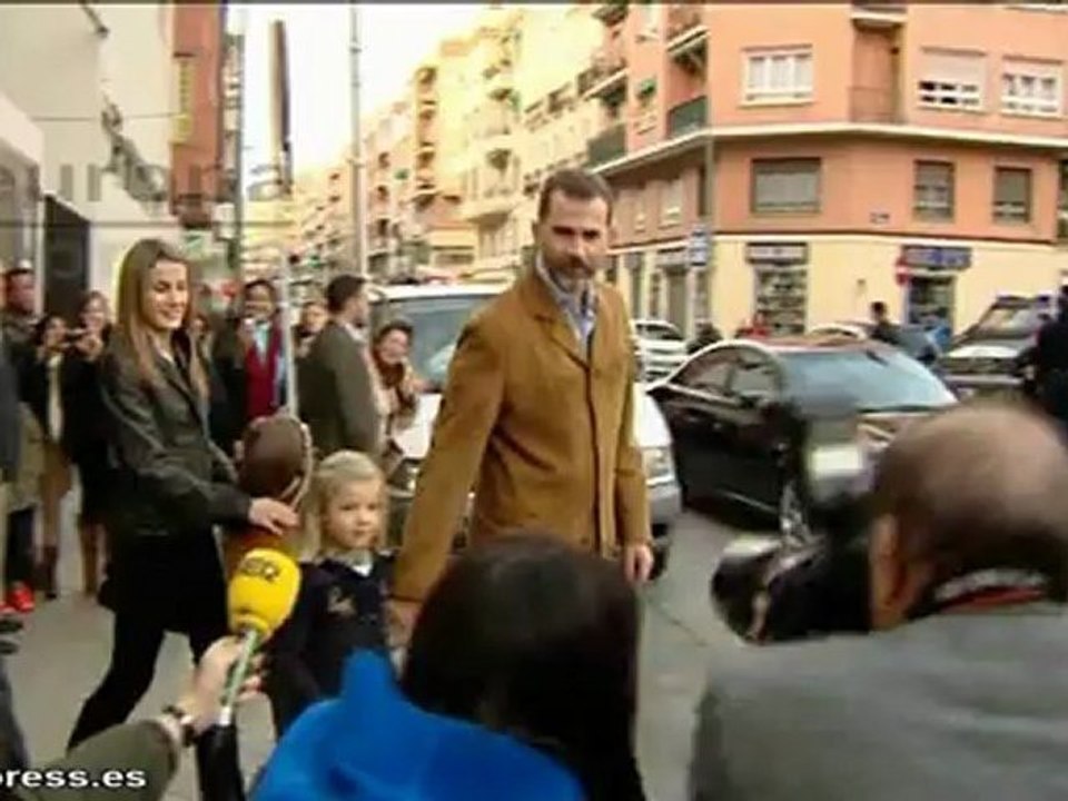 El Rey recibe su primera visita familiar