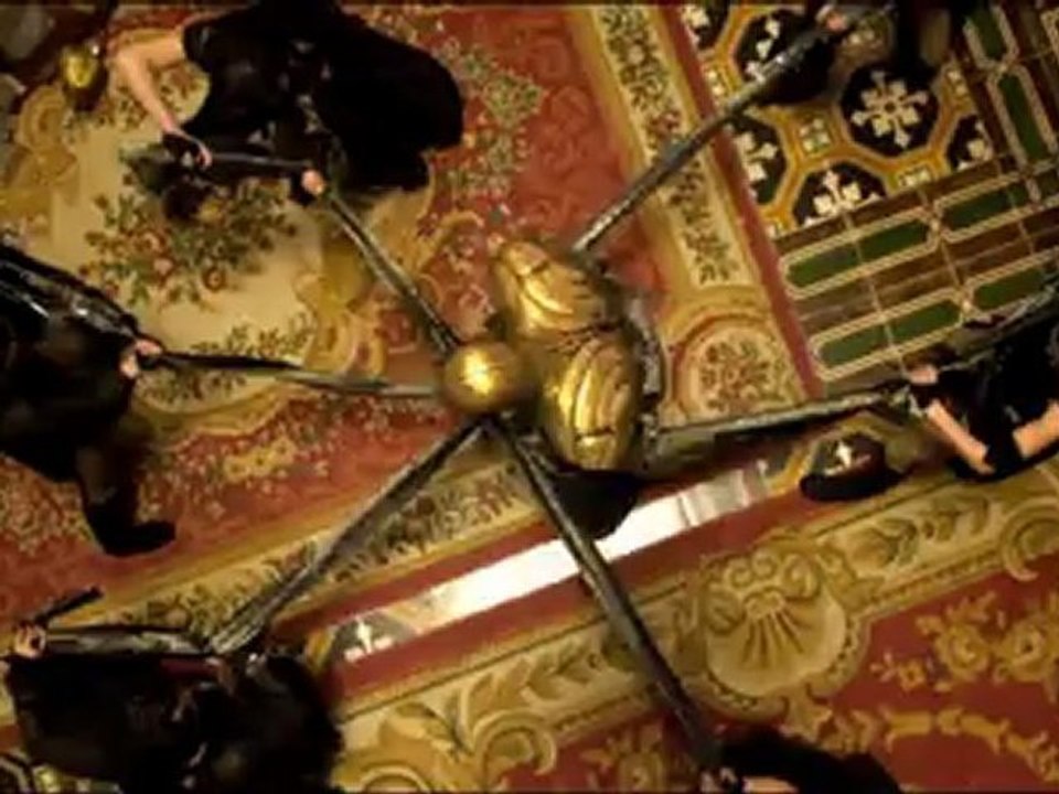 L'HOMME AUX POINGS DE FER - Bande-annonce VF