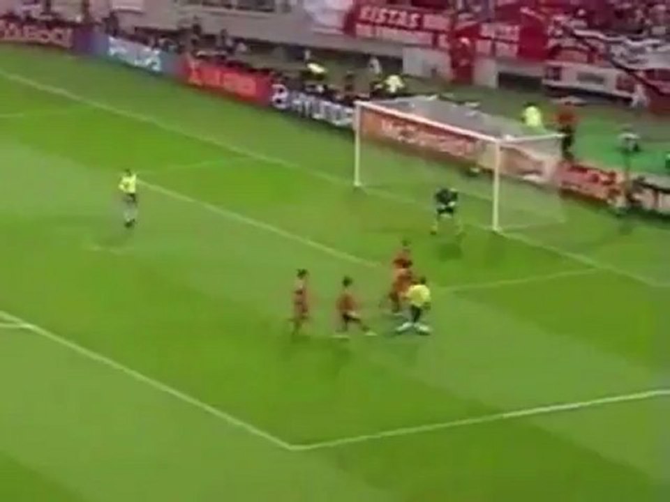 Top 20 Comedy Moments In Football