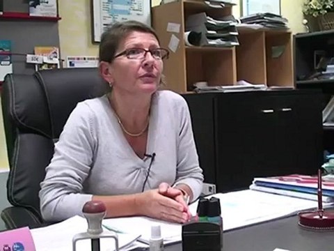 12 Jeunes Demandeurs d'Emploi racontent leur permis de conduire_ saison 2