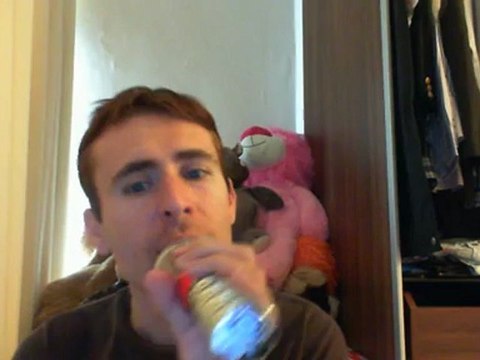 Wiwi égratigne turn up the music de Chris Brown