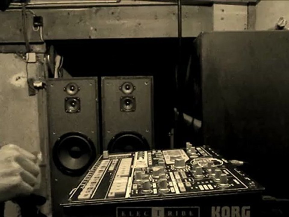 Live 01 ( NesT@'C()reteks )...