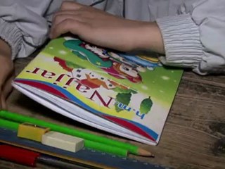 Children in rebel-controlled areas of Aleppo start school