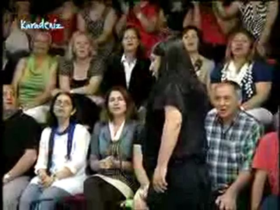 Feryal Önel-       " Uyu Deme "