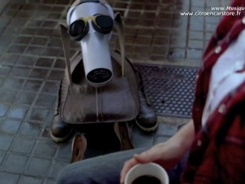 pub Citroën C3 Picasso Spacebox 'le chien' 2012 [HQ]