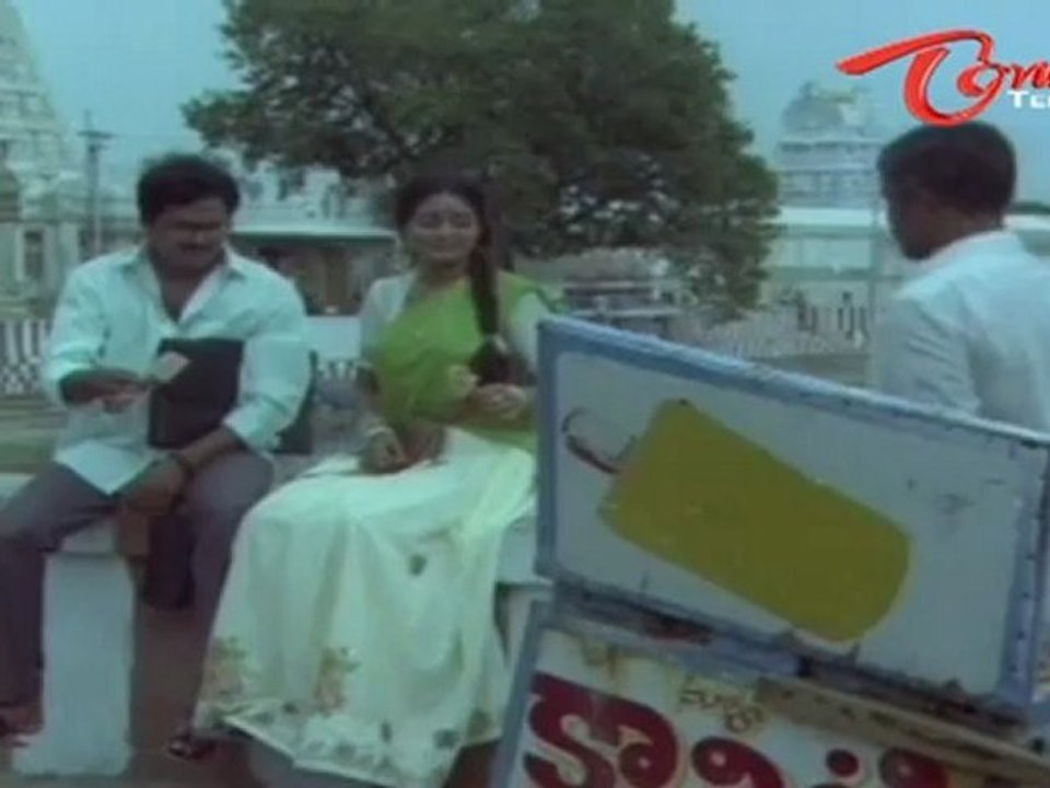 Hilarious Scene Between Rajendra Prasad - Divya Vani