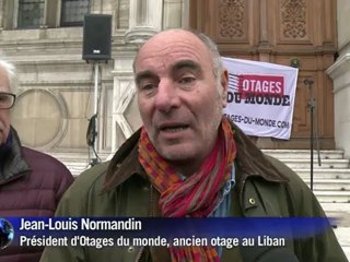 A Paris, soutien à deux otages au Mali enlevés il y a un an