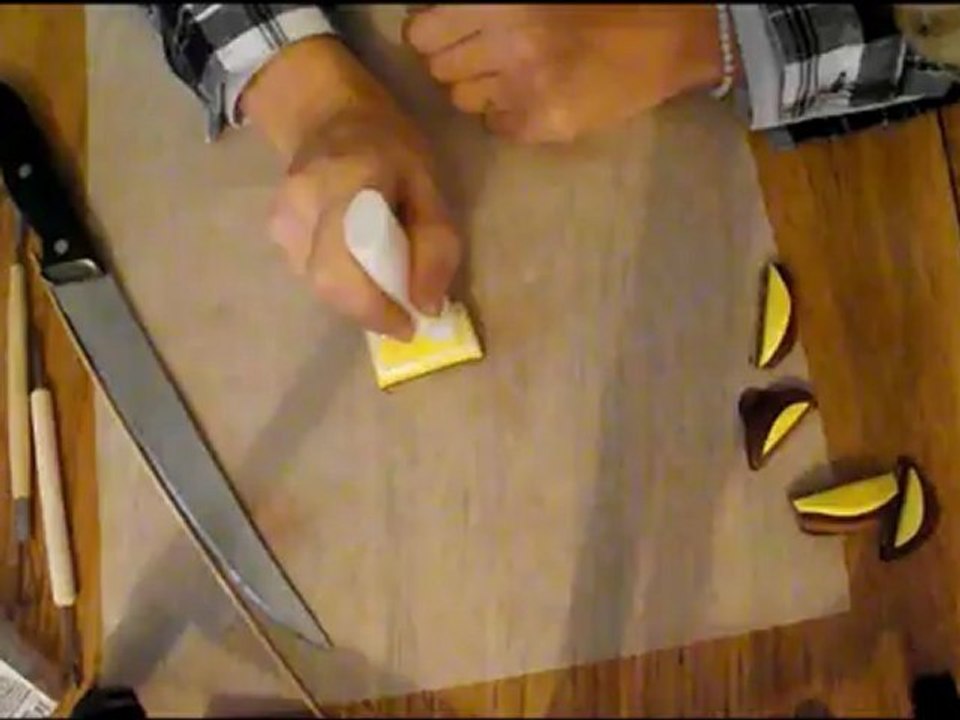 Le moelleux chocolat vanille caramel en pâte Fimo