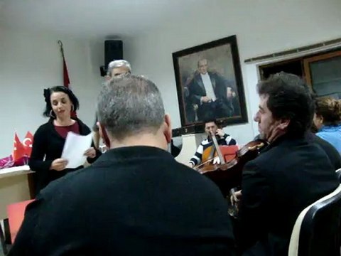 sabahın seherinde ötüyor kuşlar