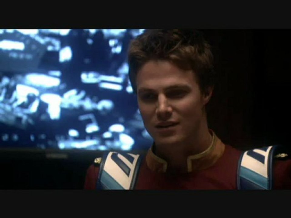 2005 Stephen Amell @ Tilt