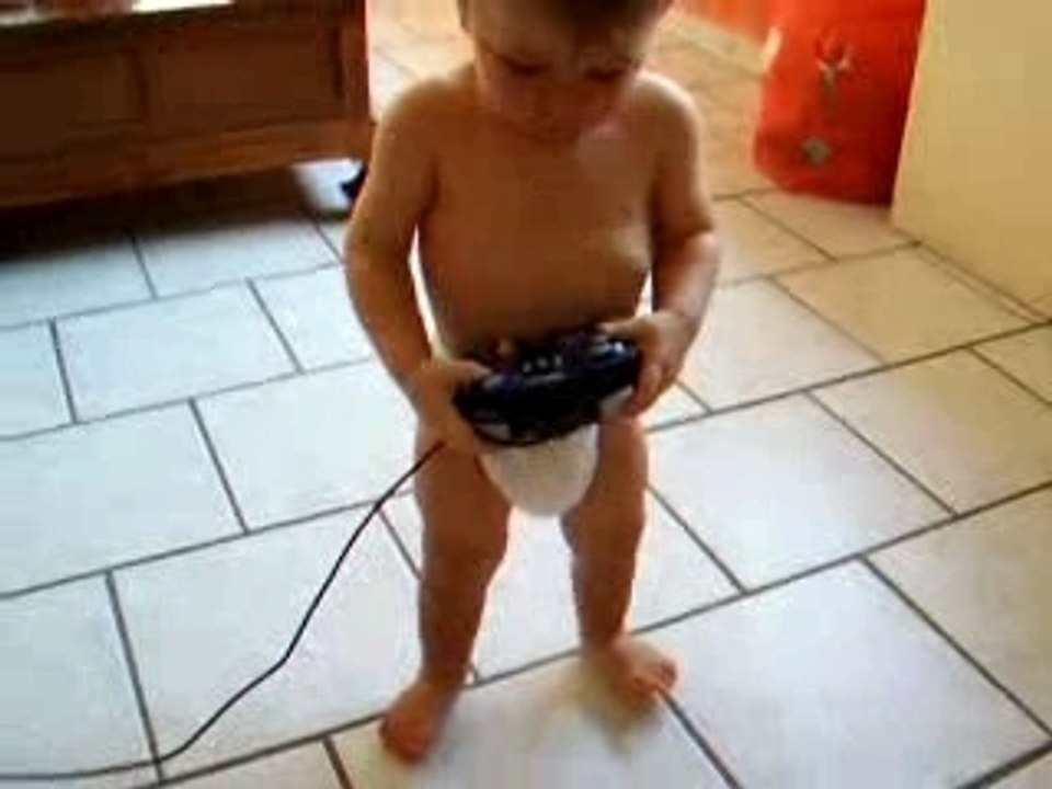 2 juillet 2005 - 1er pas de lucas- (3)