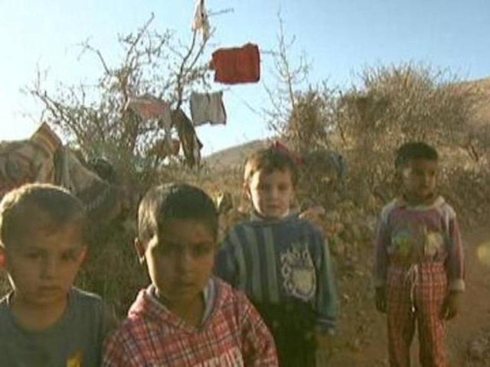 Syrian refugees suffer in squalid camps