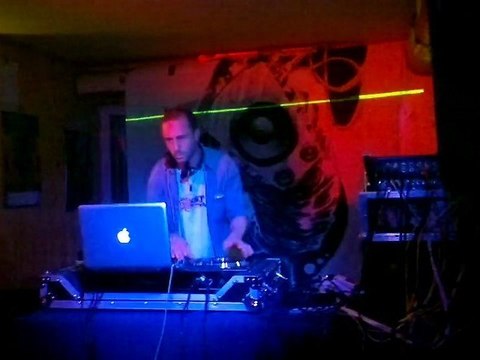 Dj C-roots - Roots Dub & Beat - Café Du Théatre 2012