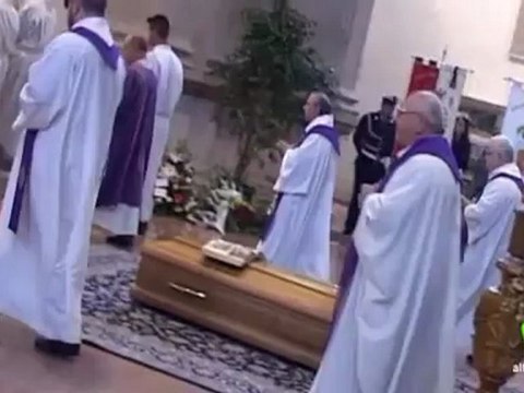 Video: svolti i funerali di Luciano Chicchi
