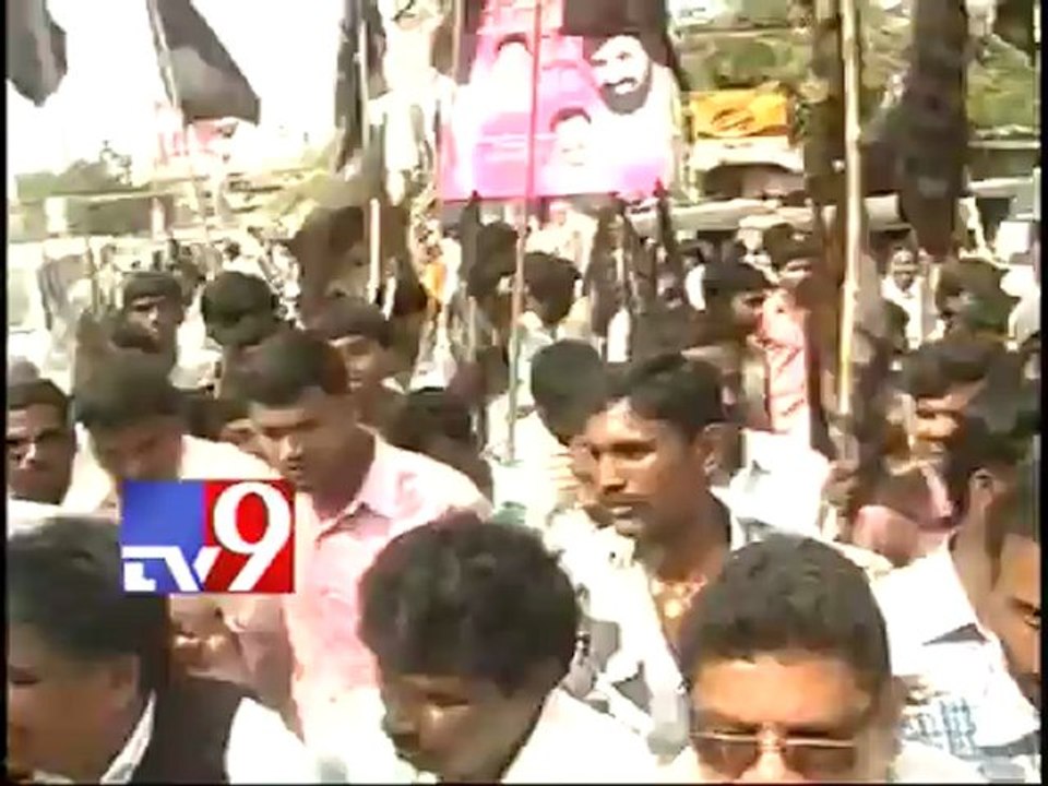 Manda Krishna slams KCR