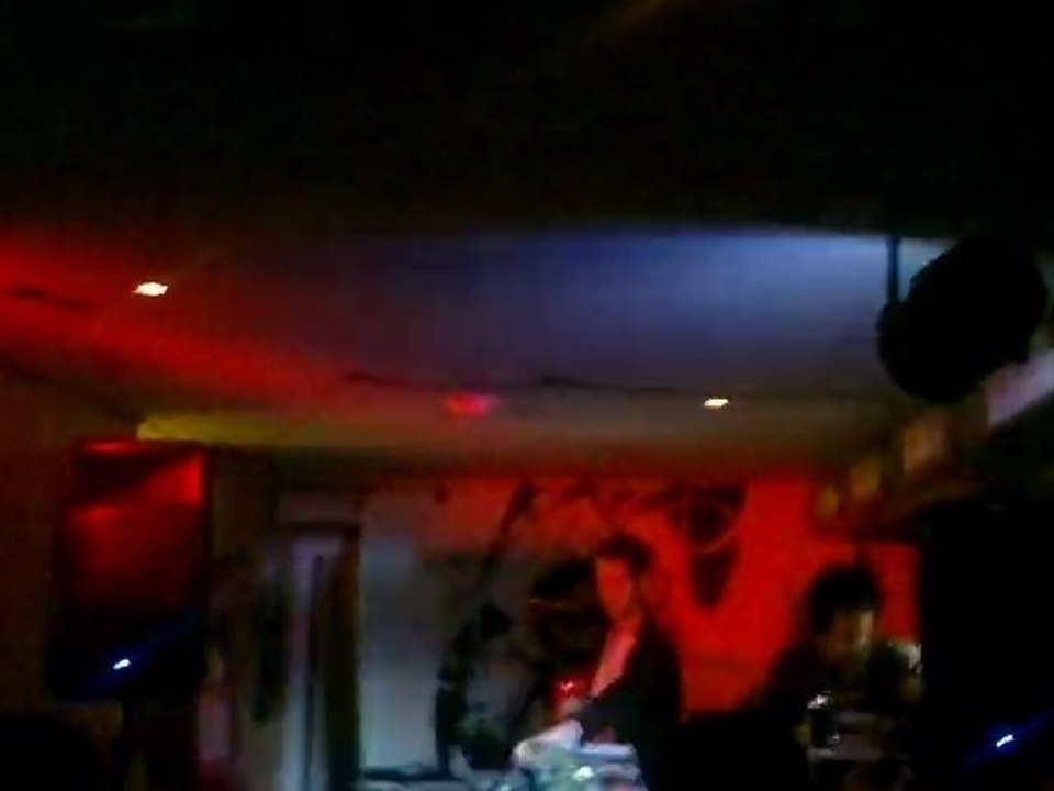 Tetra Hydro K - Live remix de gorillaz- Roots Dub & Beat - Café Du Théatre 2012