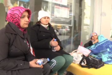 Banka önünde ev nöbeti