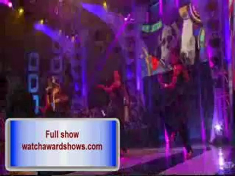 Leah LaBelle Soul Train opening