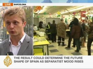 Turbulent economy drives Catalans to polls