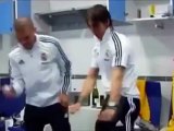 Adebayor & Pepe & Sergio Ramos nhảy múa trong phòng