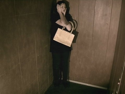 l'ascenseur … les escaliers étaient en panne - Cathy