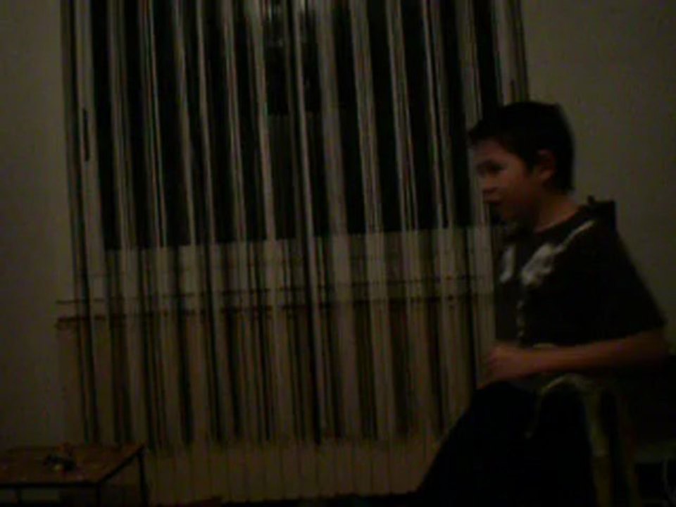 VIDEO NUNCHAKU ET COUP DE PIED SAUTE