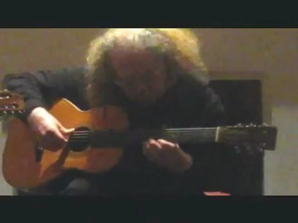 Sylvie Simmons sings Leonard Cohen's Sisters of Mercy