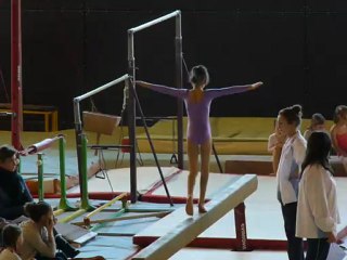 ines poutre demi tour