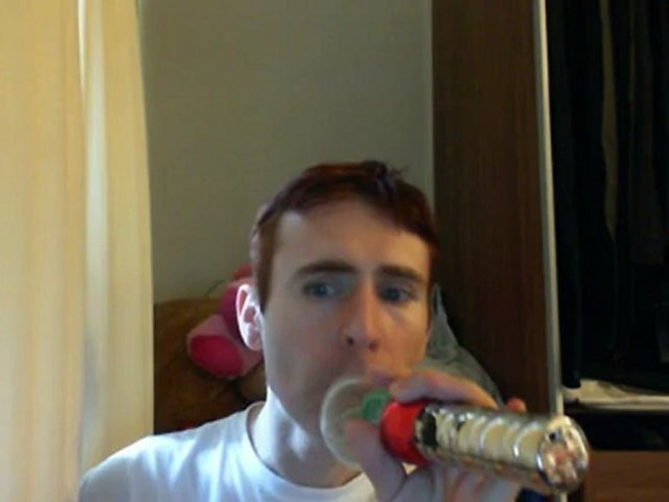 Wiwi égratigne "à la folie" de Kate Ryan