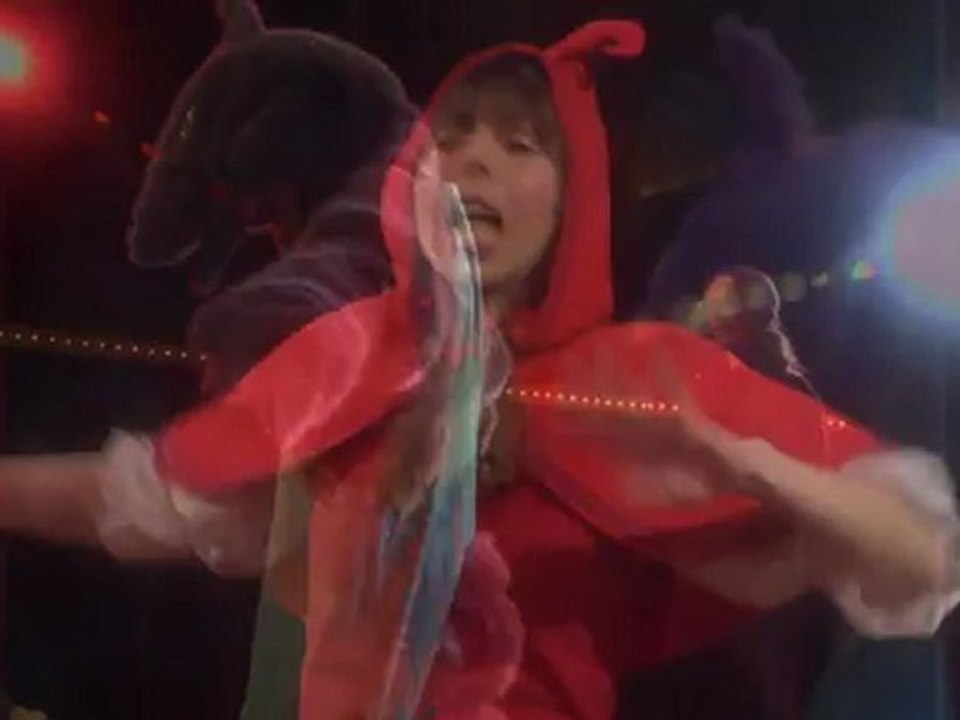 les chorégraphies du Petit Chaperon rouge par Mariejo Buffon