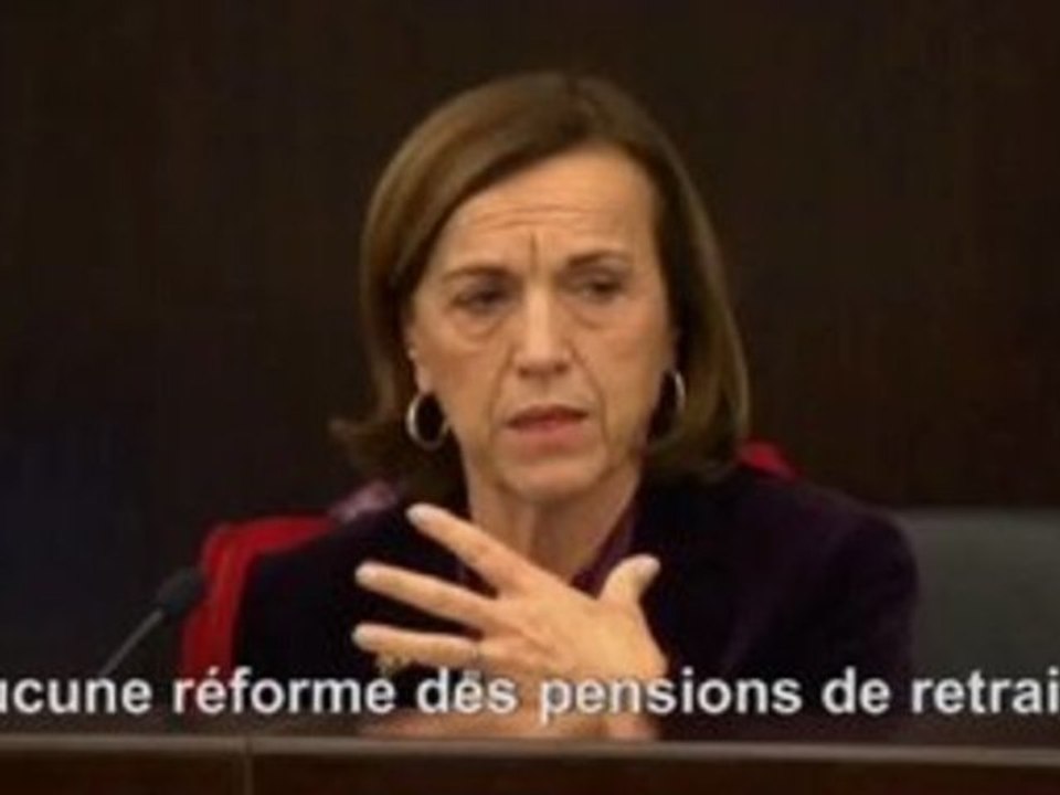 La ministre du travail italienne fond en larmes