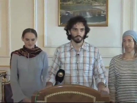 Premières images des anciens otages français au Yemen