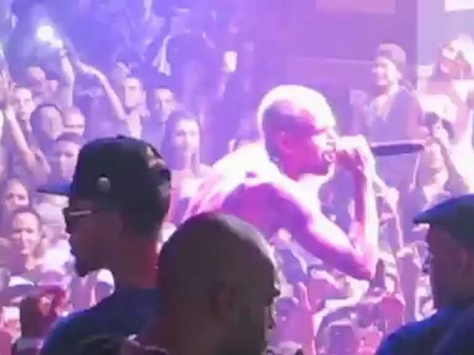 Chris Brown Verbally Insults Woman Then Deletes Twitter Account