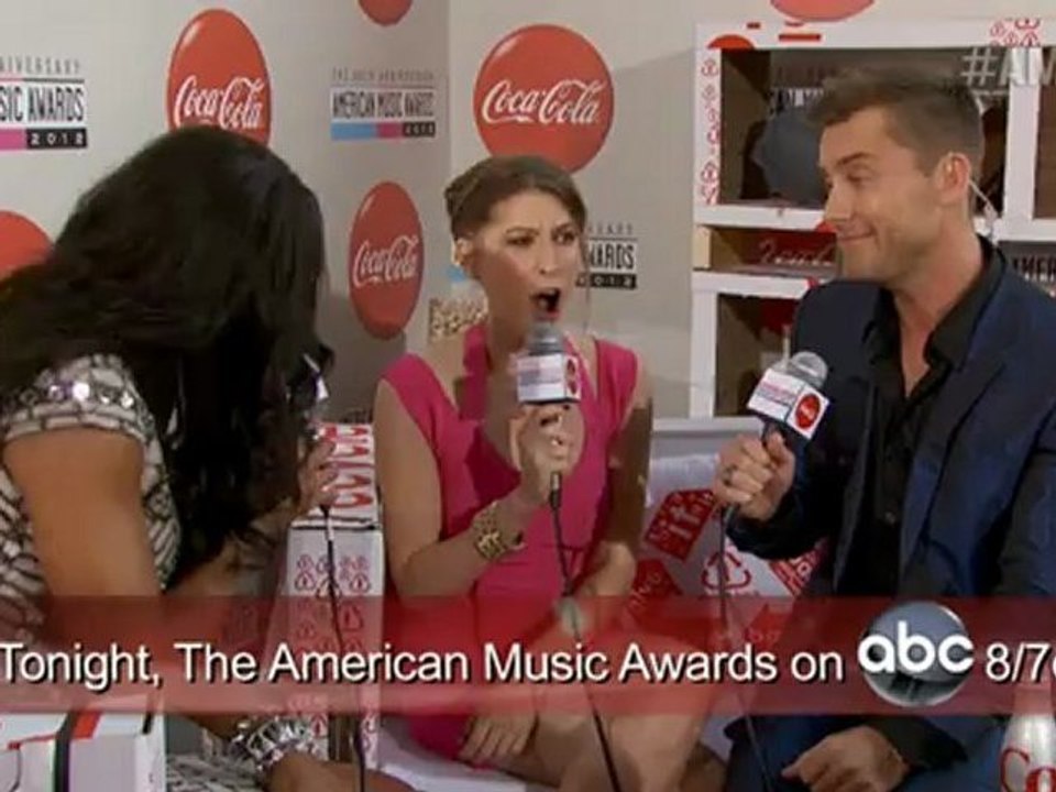 Kelly Rowland Red Carpet Interview AMA 2012