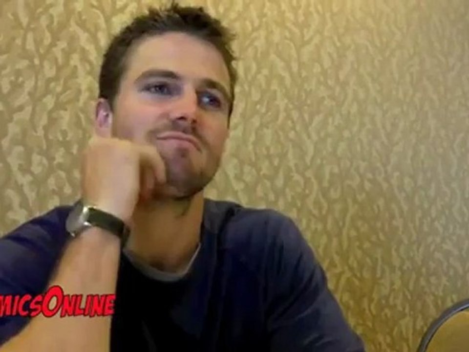 2012.07 Stephen Amell @ SDCC Interview